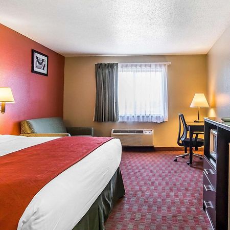 Quality Inn & Suites La Vergne Ngoại thất bức ảnh