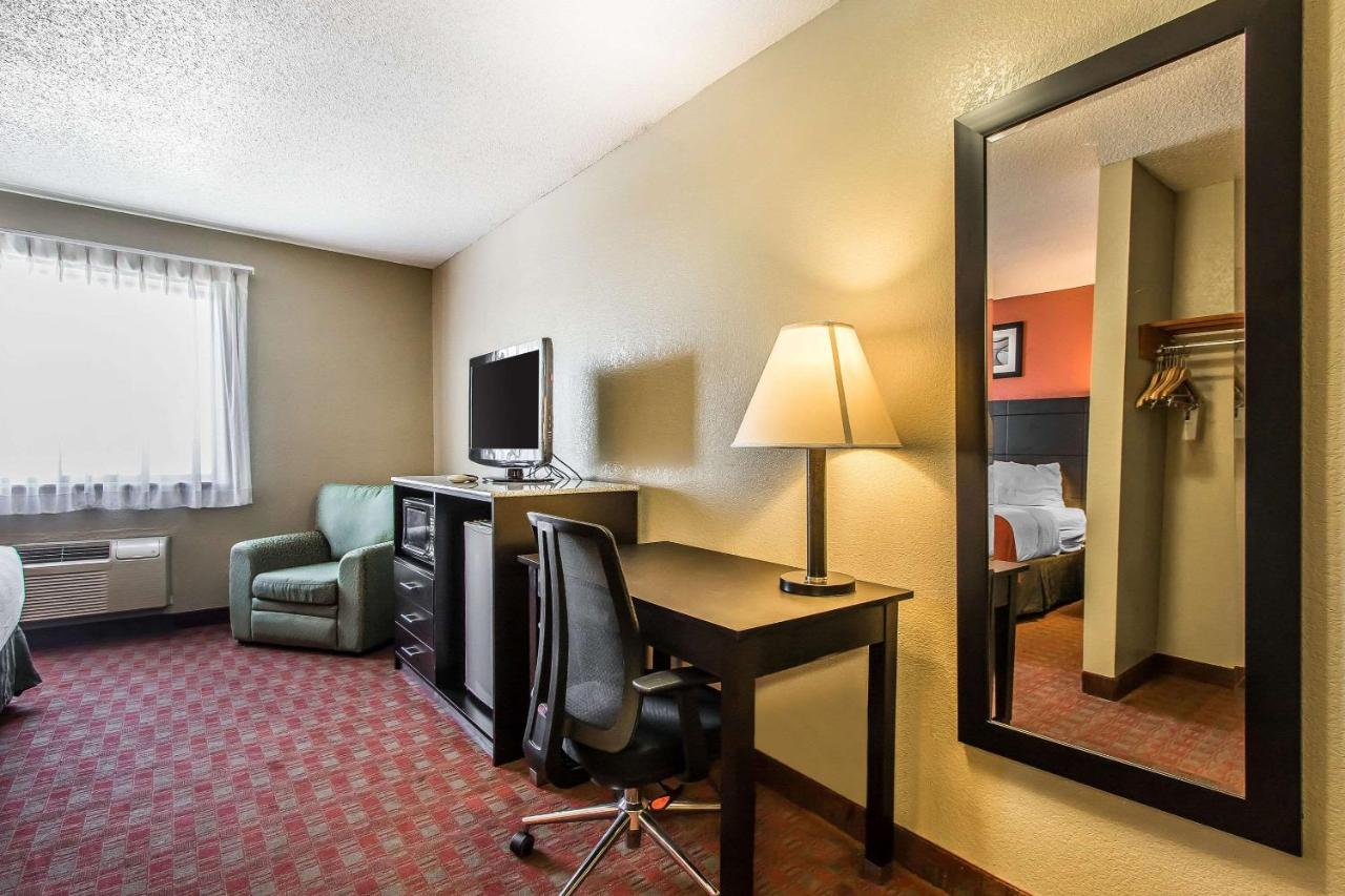 Quality Inn & Suites La Vergne Ngoại thất bức ảnh