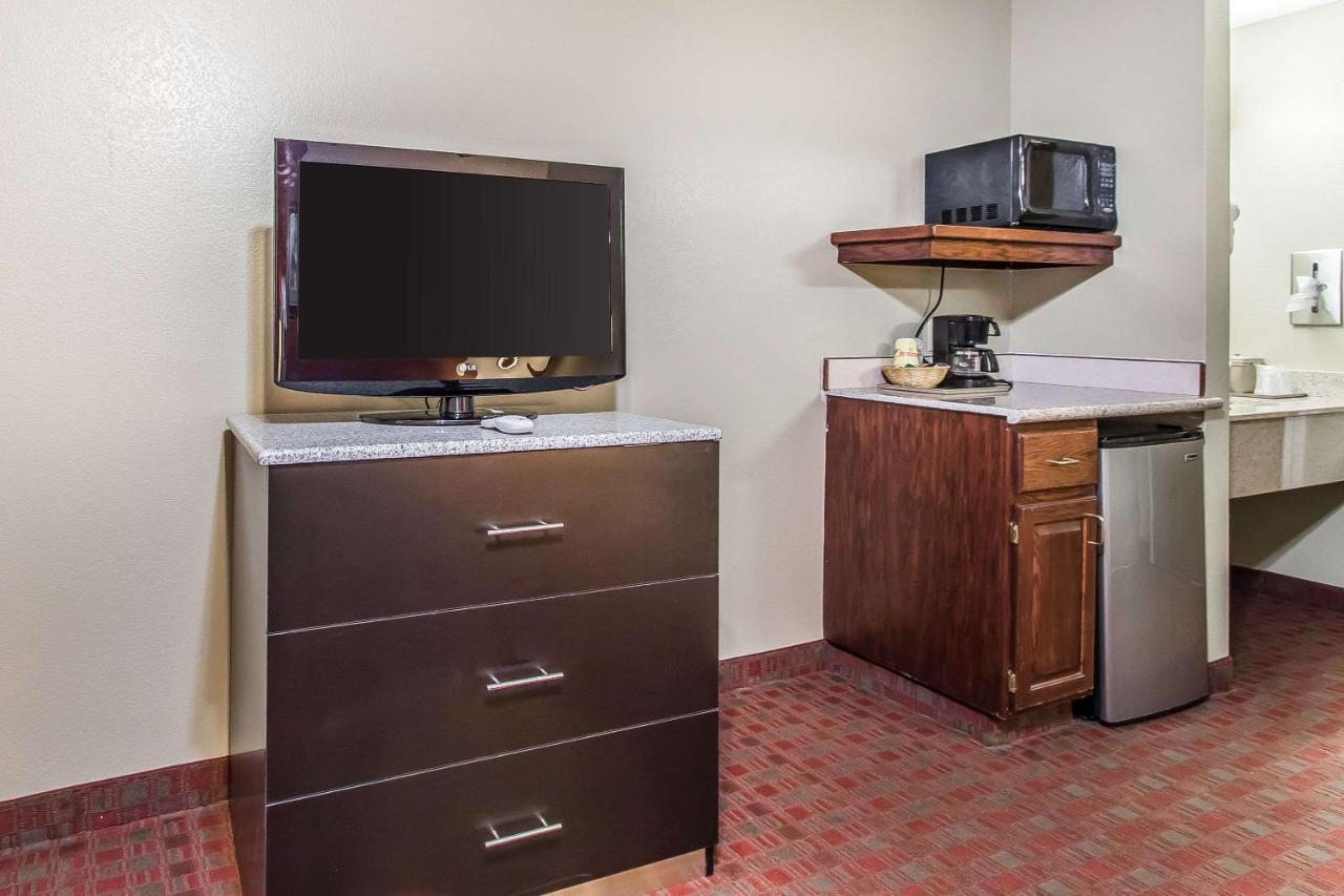 Quality Inn & Suites La Vergne Ngoại thất bức ảnh
