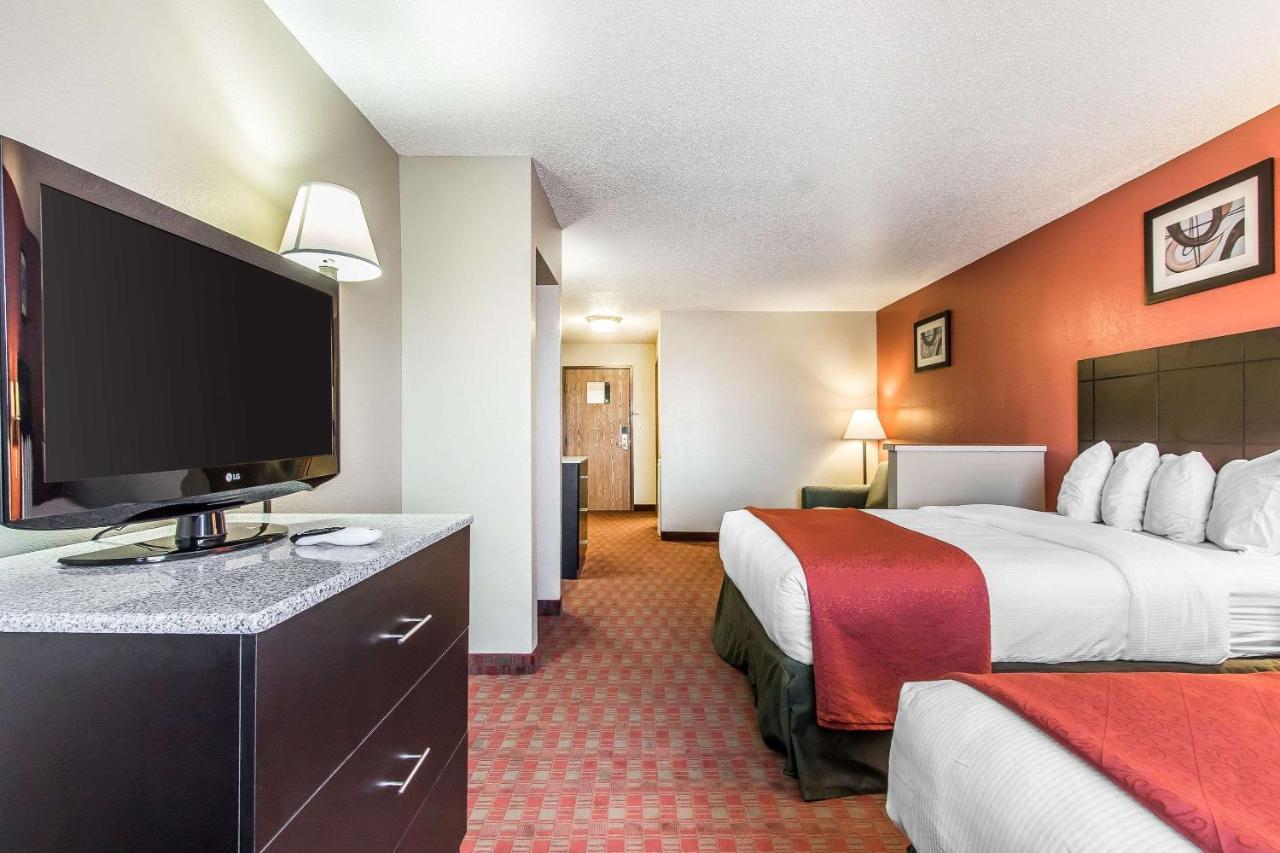 Quality Inn & Suites La Vergne Ngoại thất bức ảnh