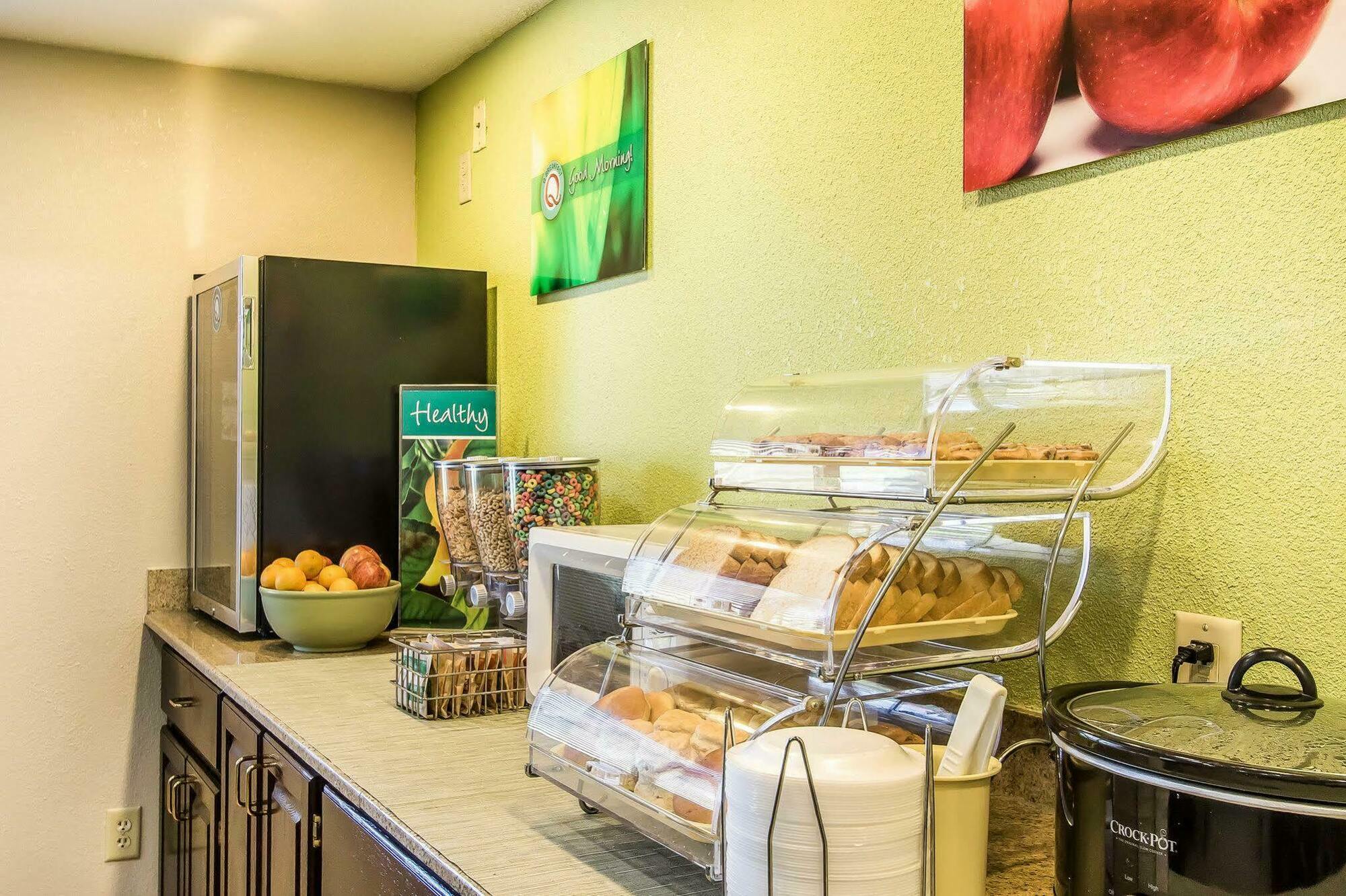 Quality Inn & Suites La Vergne Ngoại thất bức ảnh