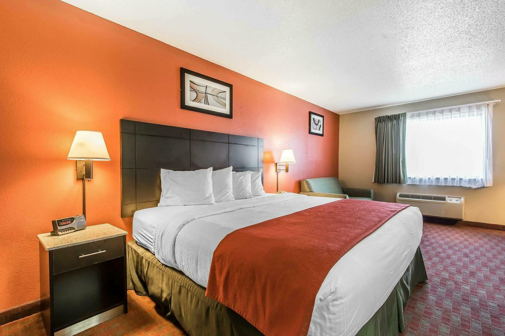 Quality Inn & Suites La Vergne Ngoại thất bức ảnh