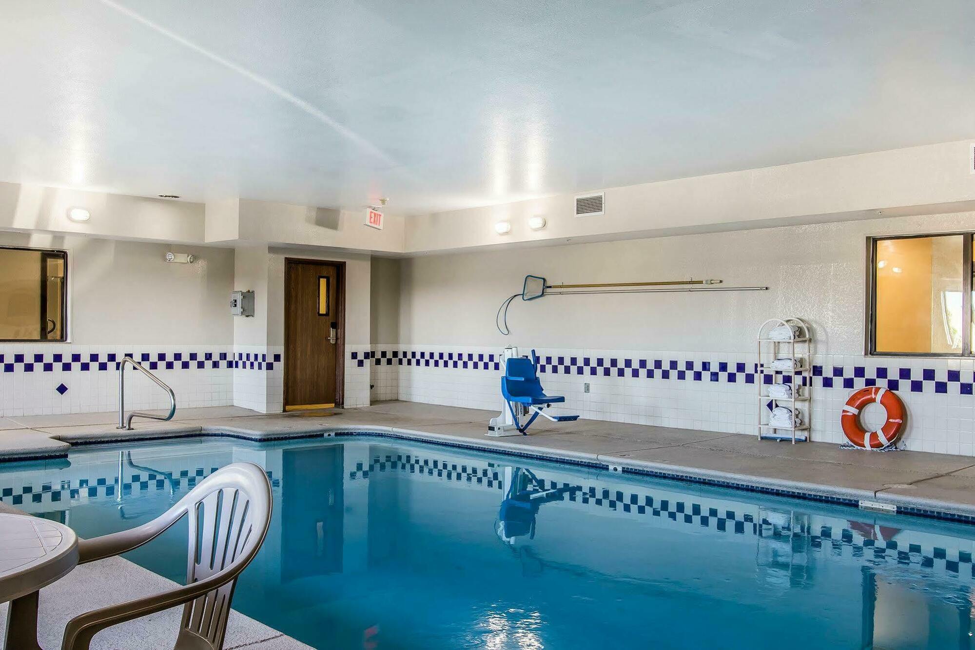 Quality Inn & Suites La Vergne Ngoại thất bức ảnh